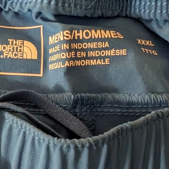 The North Face Wander blue flashdry shorts, mens 3XL or woman's 2x, NWT - Picture 10 of 15